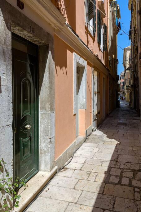 Ria'S Apartment In Corfu Town Ngoại thất bức ảnh